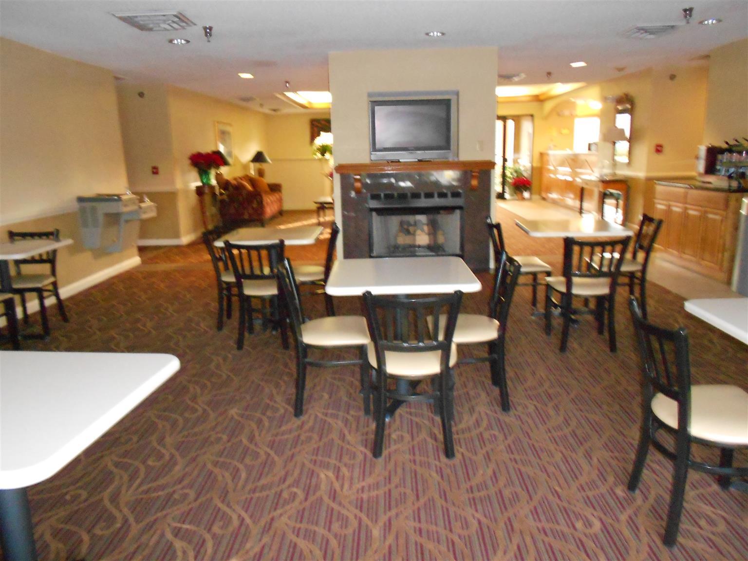 Surestay Plus Hotel Tarboro Exterior photo